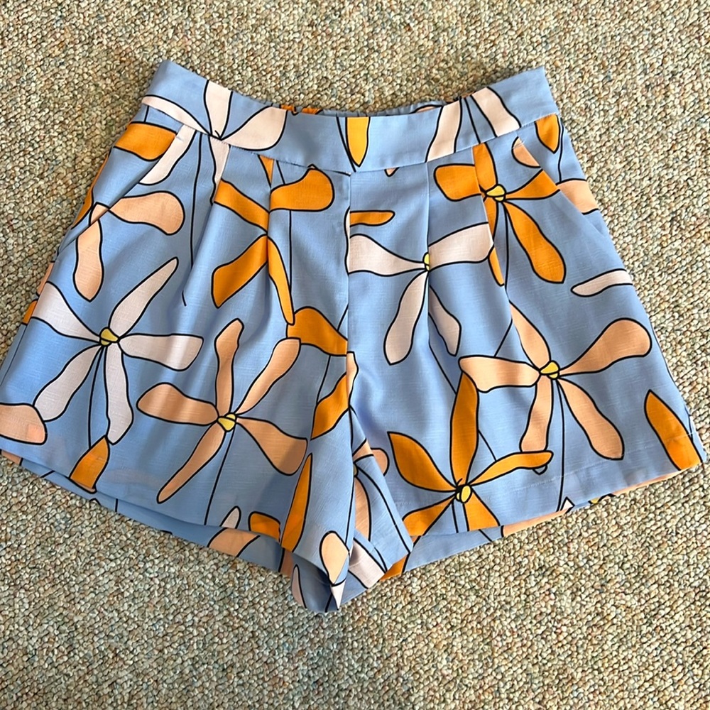 CROSBY by Mollie Burch blue floral shorts